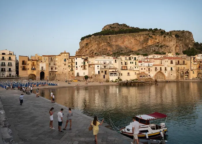 Tramonto Marina Апартаменти