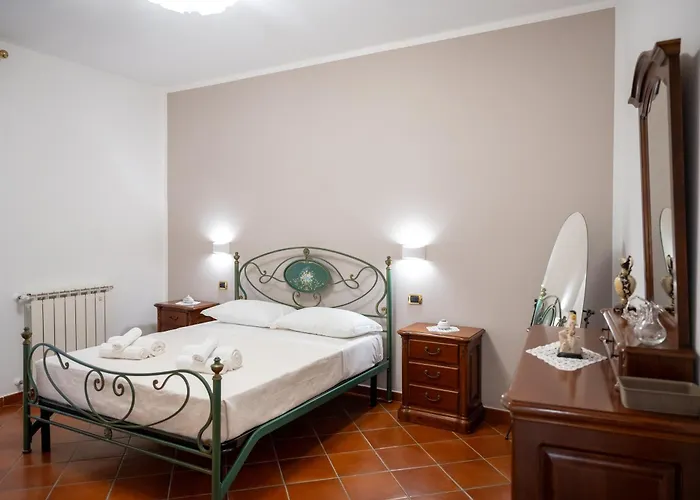 Tramonto Marina Чефалу