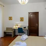 Tramonto Marina Апартаменти